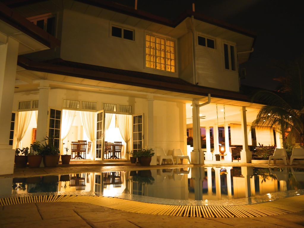 Rumah Putih Near Klia Sepang Exterior foto